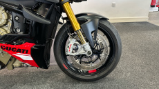 Ducati Streetfighter V4 S Red (22MY)